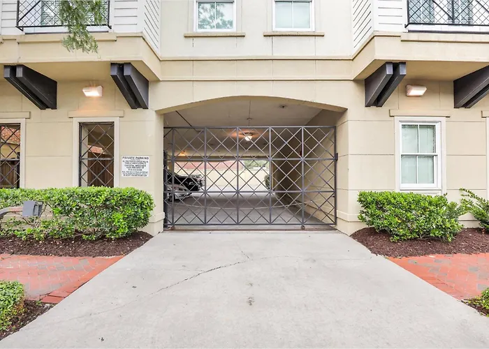 Family resorts Savannah Residences